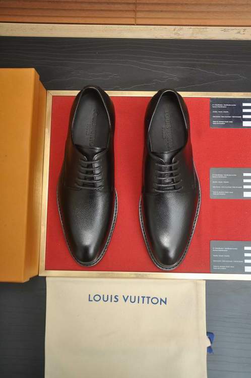 Picture of Louis Vuitton Shoes _SKULVsz39-45hnq015314787